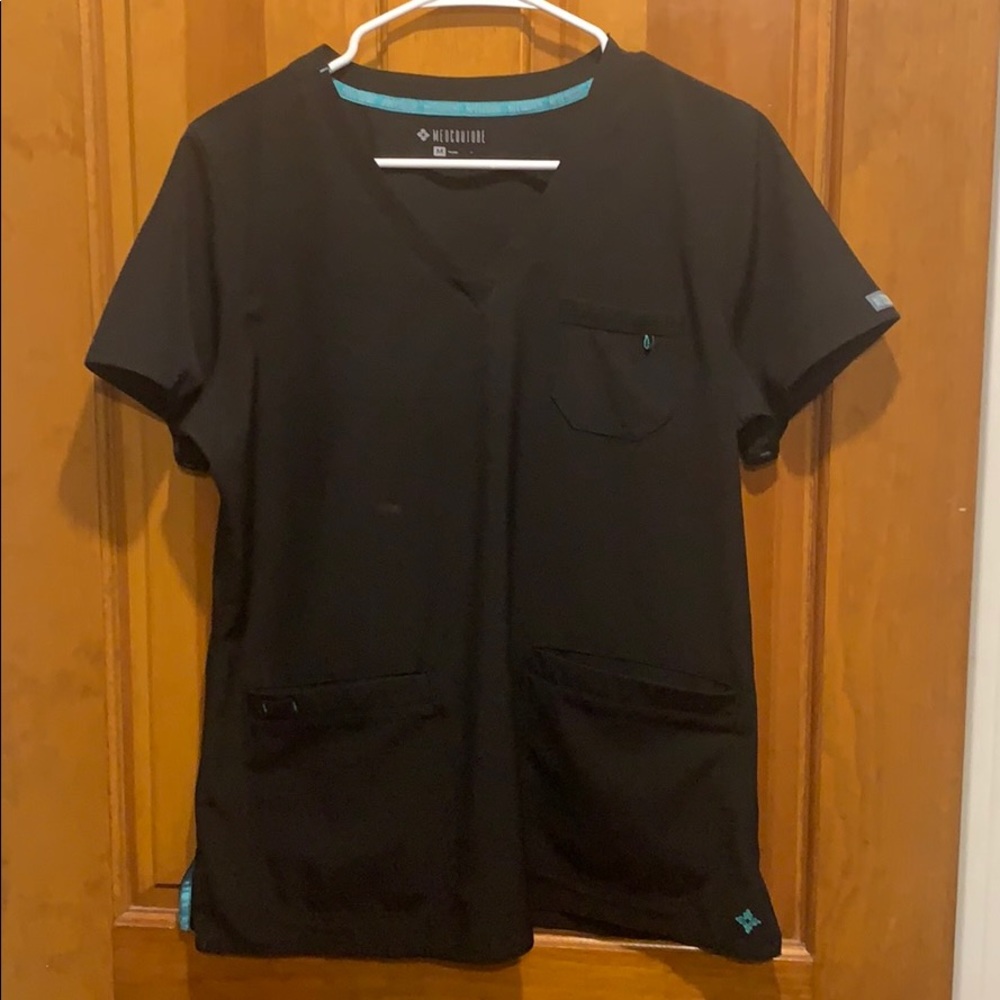 Med Couture scrubs Sz Medium